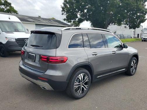 2026 Mercedes-Benz GLB 250 Base