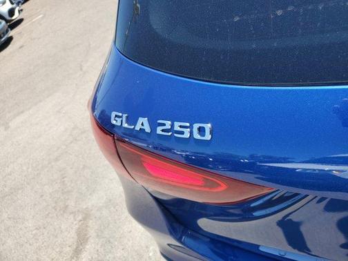 2025 Mercedes-Benz GLA 250 Base