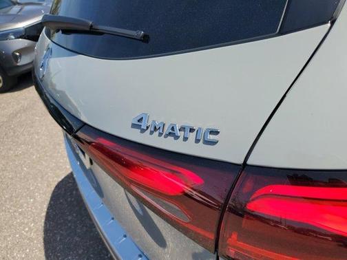 2025 Mercedes-Benz GLC 350e Base 4MATIC