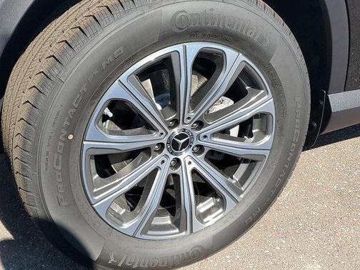 2026 Mercedes-Benz GLC 300 Base