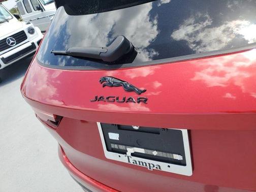 2024 Jaguar F-PACE P250 R-Dynamic S