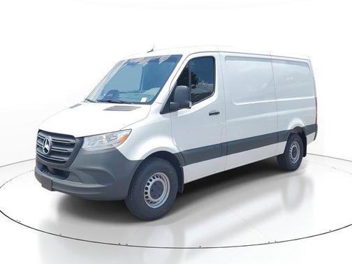 2025 Mercedes-Benz Sprinter 2500 Standard Roof