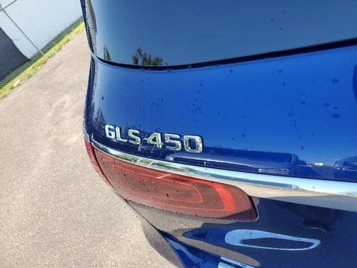 2022 Mercedes-Benz GLS 450 4MATIC