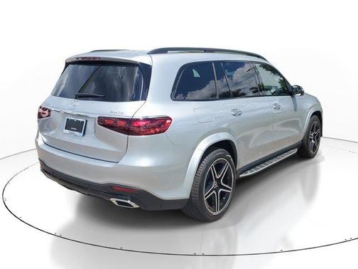 2026 Mercedes-Benz GLS 450 