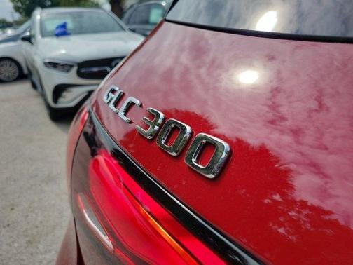 2026 Mercedes-Benz GLC 300 Base 4MATIC