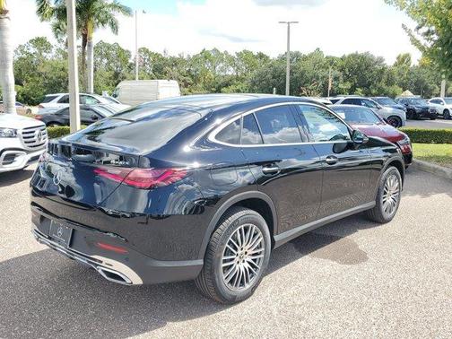 2026 Mercedes-Benz GLC 300 Base 4MATIC