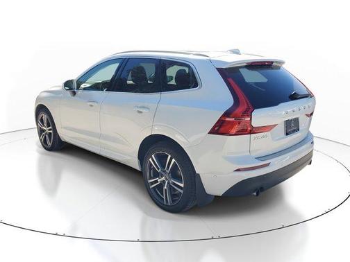 2019 Volvo XC60 T6 Momentum