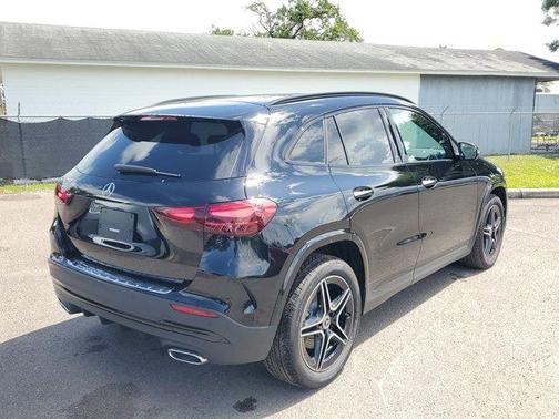 2025 Mercedes-Benz GLA 250 Base