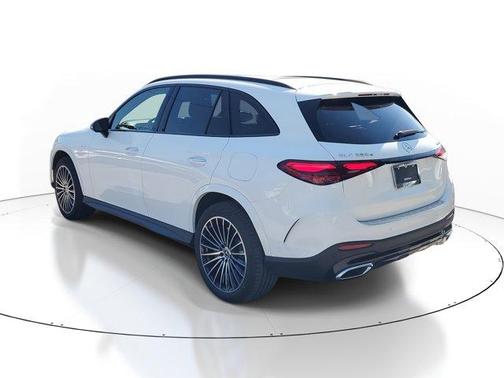 2025 Mercedes-Benz GLC 350e Base 4MATIC