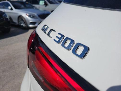 2026 Mercedes-Benz GLC 300 Base