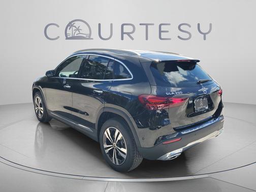 Night Black 2026 Mercedes-Benz GLA 250 Base