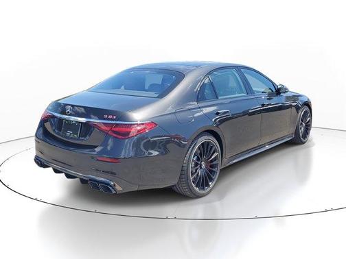 2025 Mercedes-Benz AMG S 63 E Base