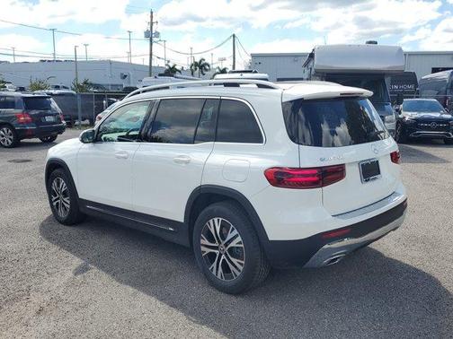 2026 Mercedes-Benz GLB 250 Base