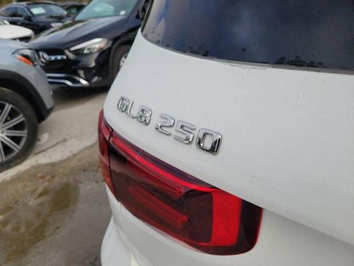2026 Mercedes-Benz GLB 250 Base