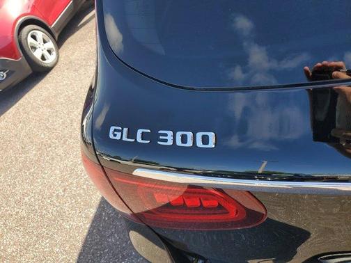 2020 Mercedes-Benz GLC 300 Base 4MATIC