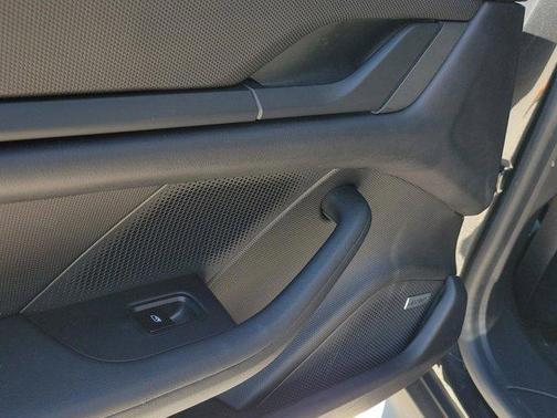 2021 Porsche Taycan Base