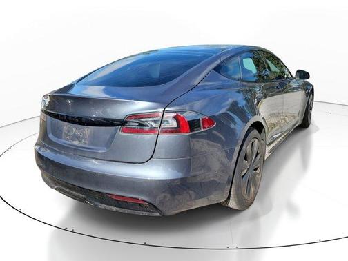 2021 Tesla Model S Long Range