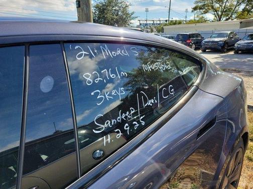 2021 Tesla Model S Long Range