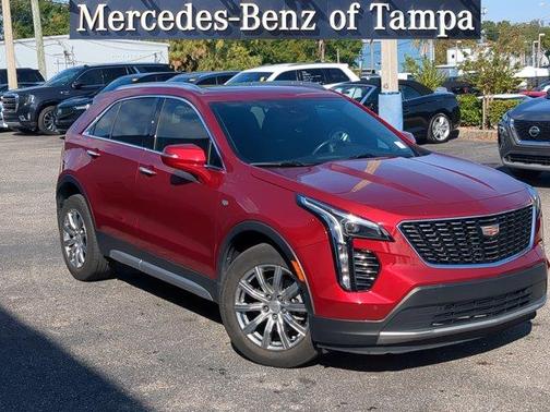 2022 Cadillac XT4 Premium Luxury