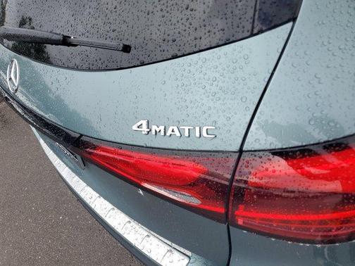 2025 Mercedes-Benz GLC 350e Base 4MATIC
