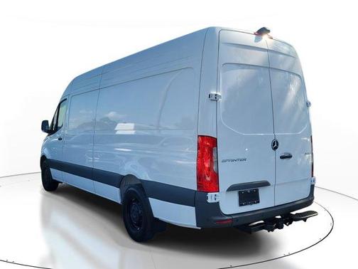 2026 Mercedes-Benz Sprinter 2500 High Roof