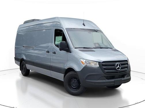 2025 Mercedes-Benz Sprinter 2500 High Roof