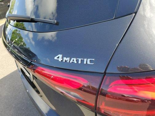 2025 Mercedes-Benz GLC 350e Base 4MATIC