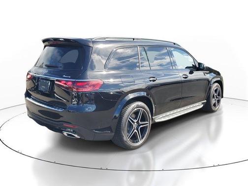 2026 Mercedes-Benz GLS 450
