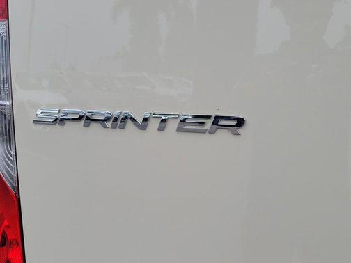 2025 Mercedes-Benz Sprinter 2500 Standard Roof