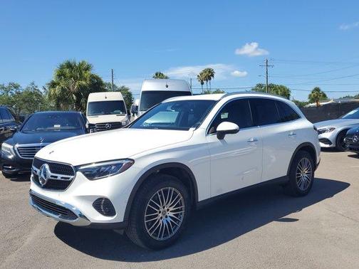 2025 Mercedes-Benz GLC 300 Base
