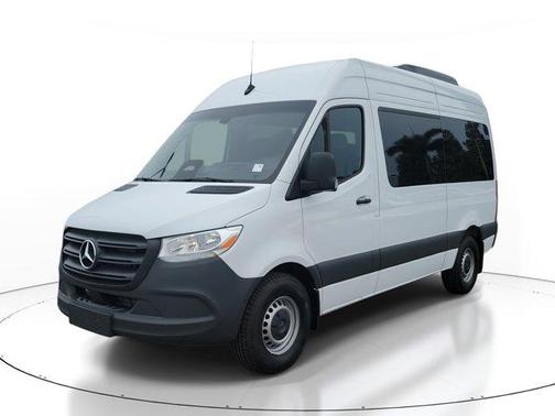 2025 Mercedes-Benz Sprinter 2500 144 WB Standard Roof Passenger