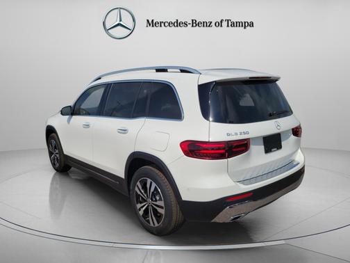 2026 Mercedes-Benz GLB 250 