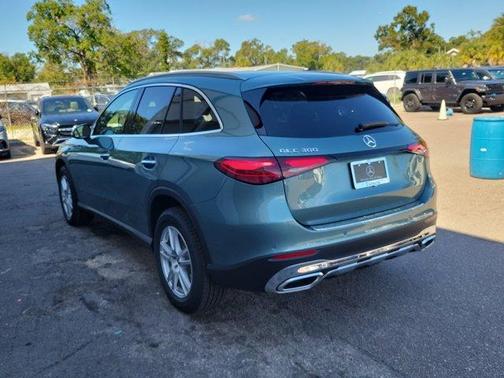 2026 Mercedes-Benz GLC 300 Base 4MATIC