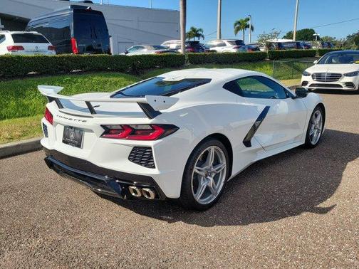 2025 Chevrolet Corvette Stingray w/2LT