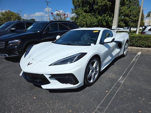 2025 Chevrolet Corvette Stingray w/2LT