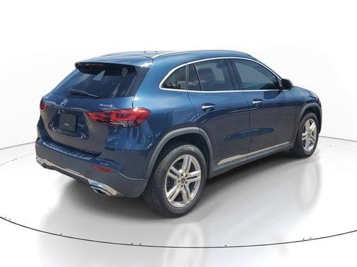 2021 Mercedes-Benz GLA 250 Base 4MATIC