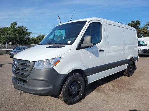 2026 Mercedes-Benz Sprinter 2500 Standard Roof