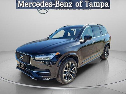 2019 Volvo XC90 T6 Momentum