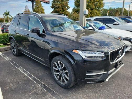 2019 Volvo XC90 T6 Momentum