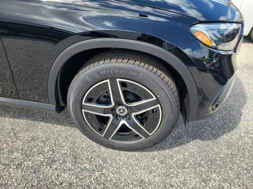 2026 Mercedes-Benz GLC 300 Base 4MATIC
