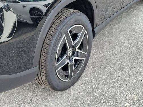2026 Mercedes-Benz GLC 300 Base 4MATIC