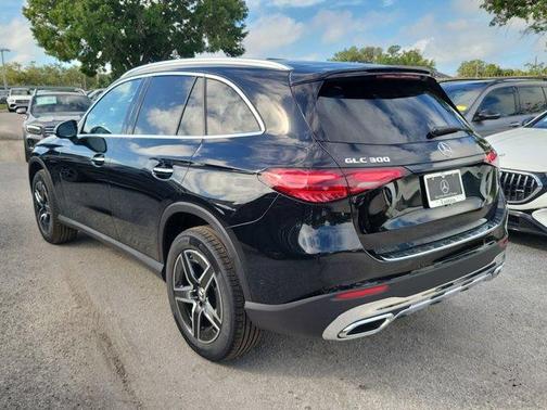 2026 Mercedes-Benz GLC 300 Base 4MATIC
