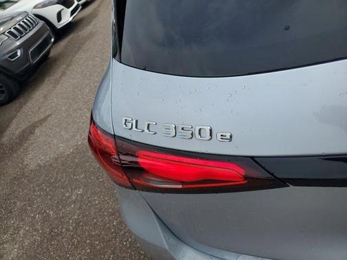 2025 Mercedes-Benz GLC 350e Base 4MATIC