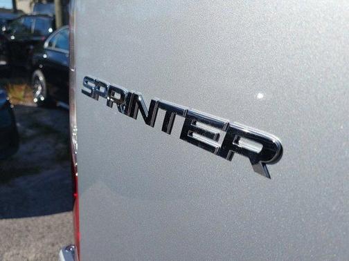 2026 Mercedes-Benz Sprinter 2500 144 WB Standard Roof Crew