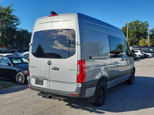 2026 Mercedes-Benz Sprinter 2500 144 WB Standard Roof Crew