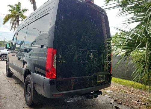 2025 Mercedes-Benz Sprinter 2500 Standard Roof