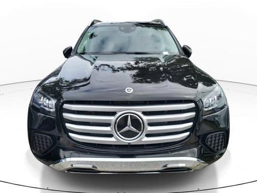 2026 Mercedes-Benz GLS 450