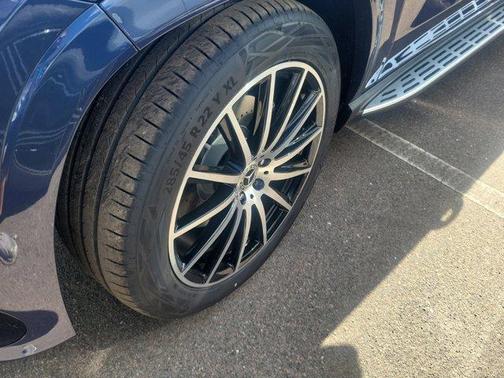 2026 Mercedes-Benz GLS 450 