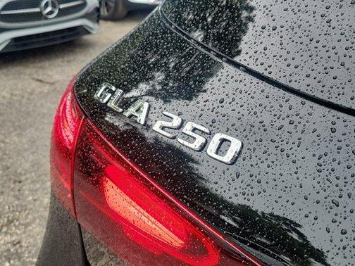 2025 Mercedes-Benz GLA 250 Base