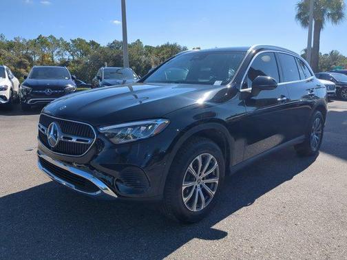2025 Mercedes-Benz GLC 300 Base